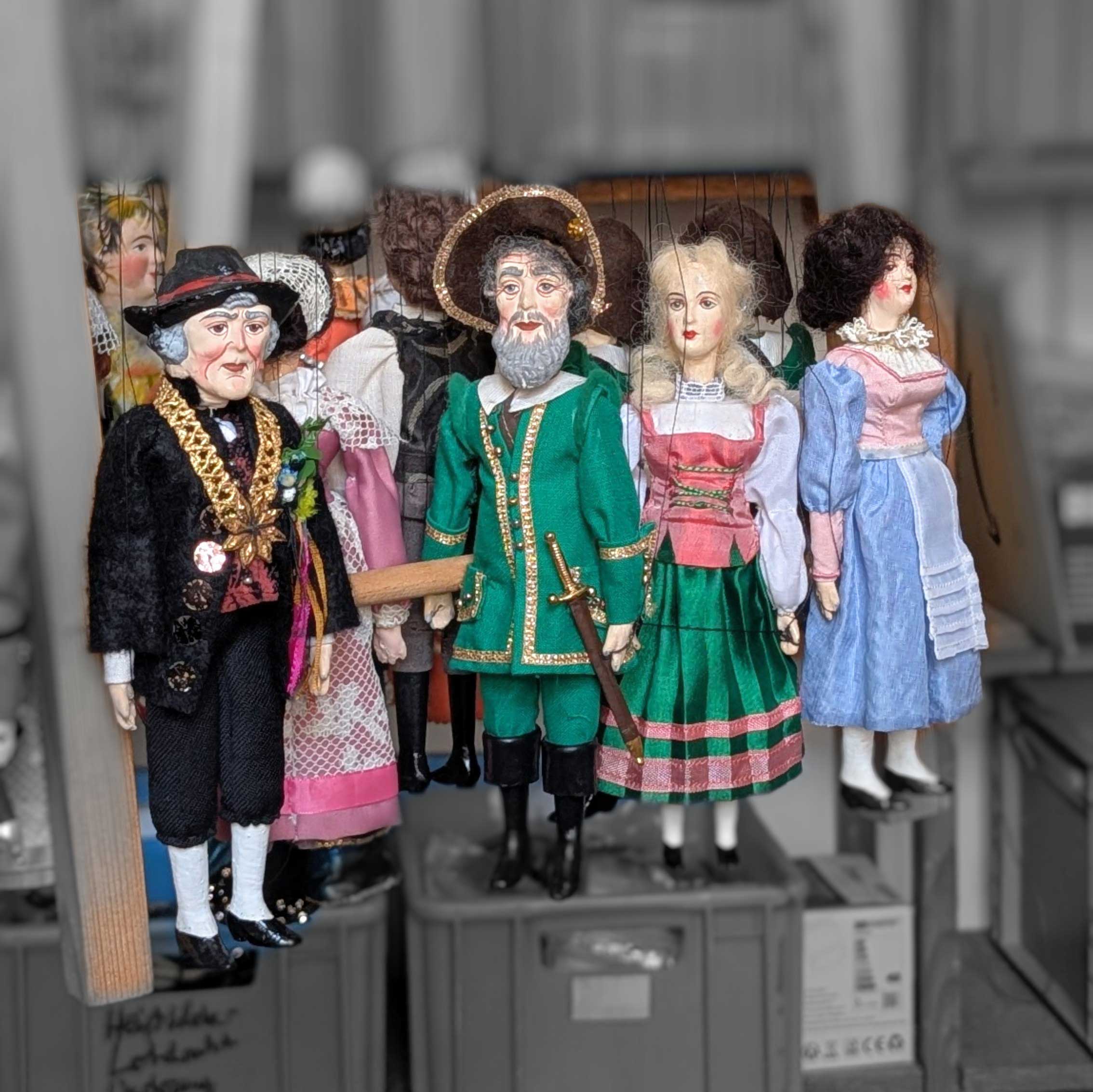 Daniela Festi schrieb ein Lied über den Umzug des Bamberger Marionettentheaters ins Schloss Geyerswörth